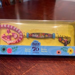 Disney Alice in Wonderland limited edition Key